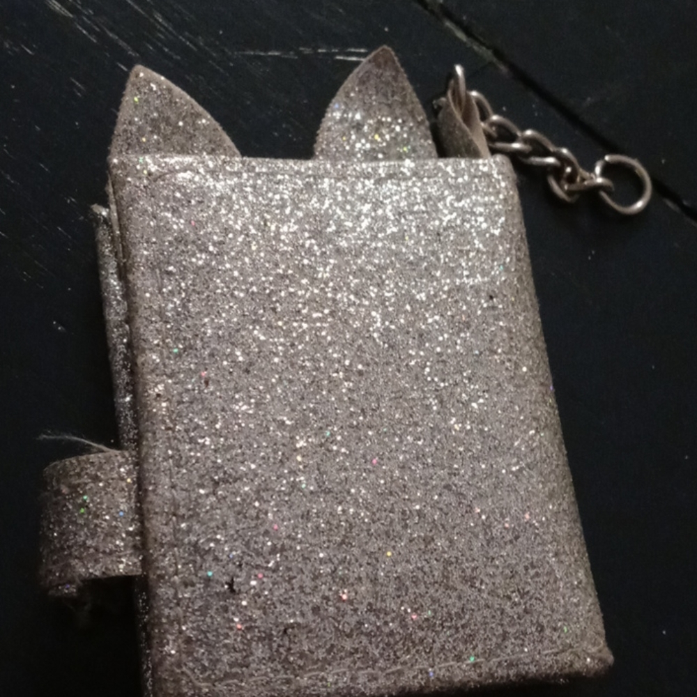 Keychan - Picture 3 of 4